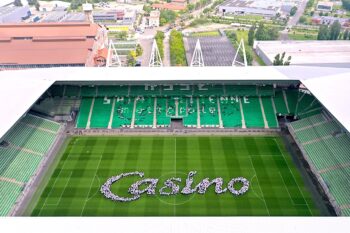 Loco Casino - 1000 participants - Stade Geoffroy-Guichard - Sur la pelouses